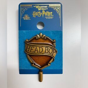New!‎ Universal Studios Wizarding World of Harry Potter Hufflepuff Head boy